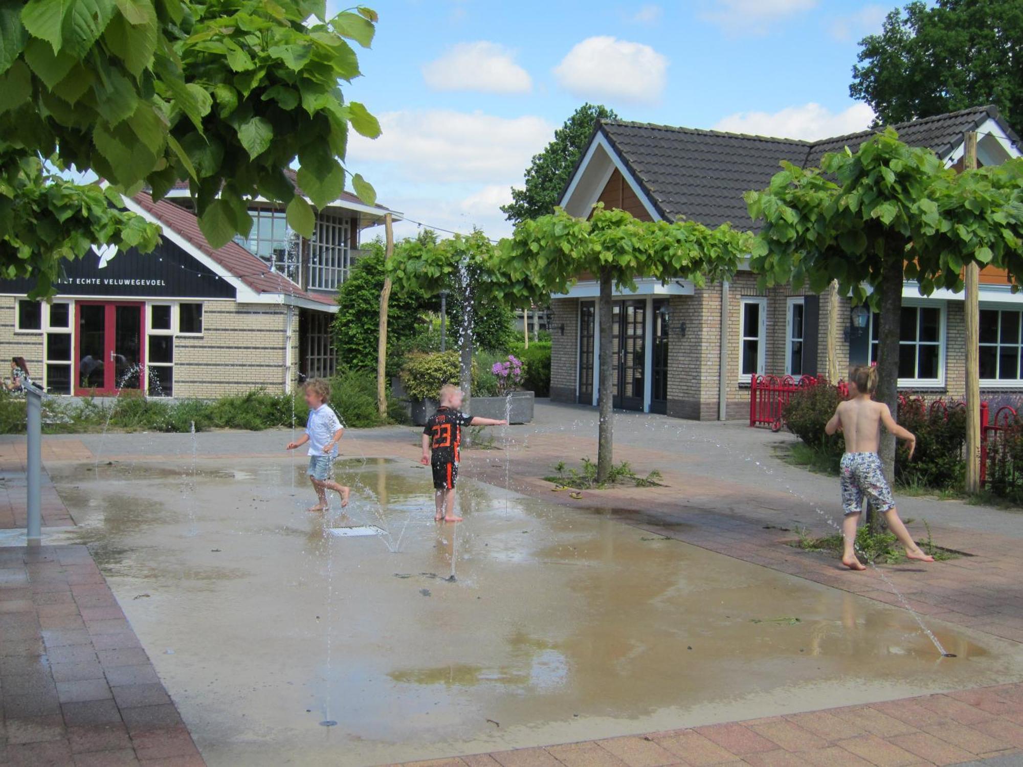 Villa Hderh - Eco Op De Ijsvogel, Zwembaden, Kids Fun, En Rust Voorthuizen